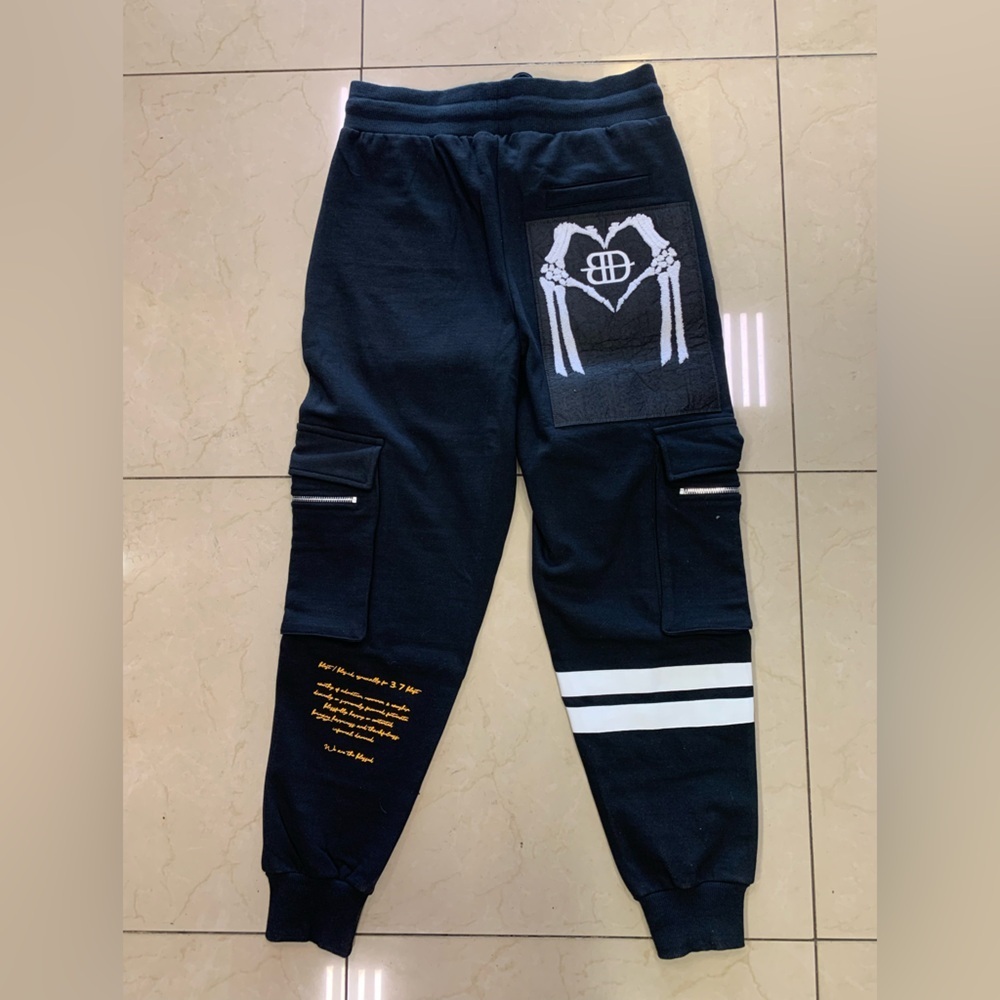 Blessed jogger zipper sweatpants Sz medium - Picture 6 of 9